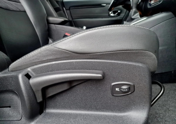 Renault Grand Scenic cena 35800 przebieg: 175000, rok produkcji 2013 z Gniezno małe 781
